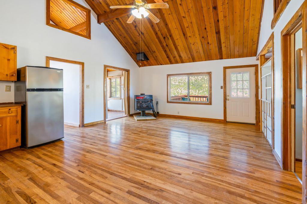 Image 8 of property listing at 1499 San Diego Loop, Jemez Springs, NM 87025