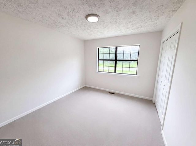 2021 Raymonds Drive, Loganville, GA 30052