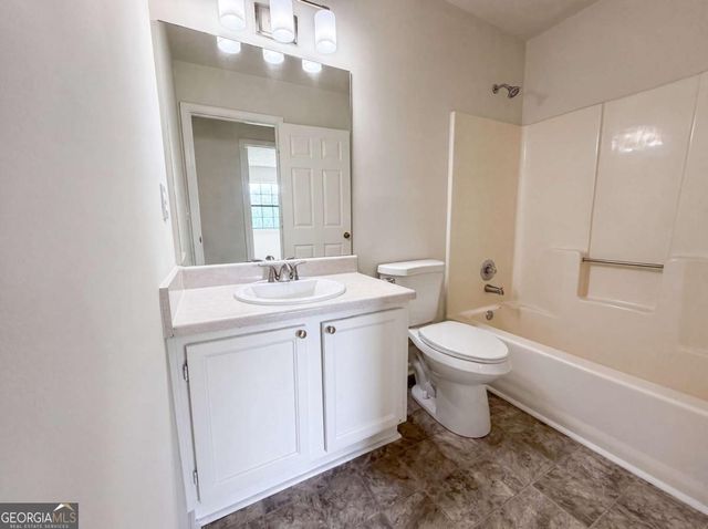 2021 Raymonds Drive, Loganville, GA 30052