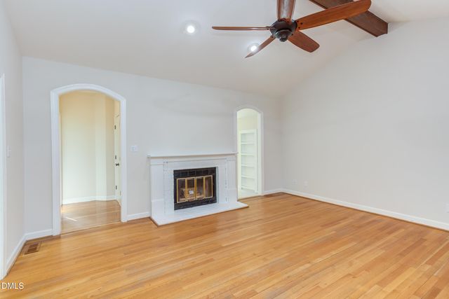 203 Pinewood Drive, Apex, NC 27502