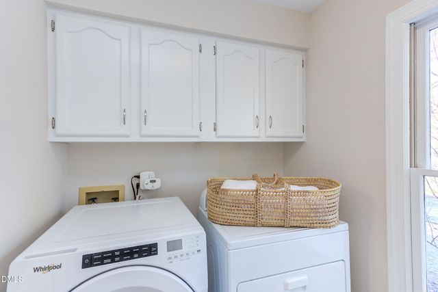 203 Pinewood Drive, Apex, NC 27502