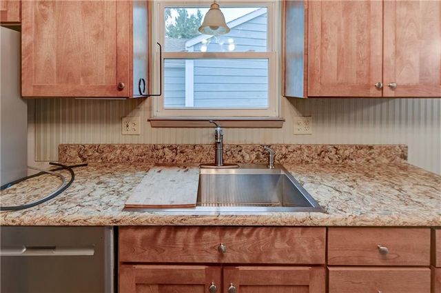 1421 Birdseye Court, Blue Springs, MO 64015