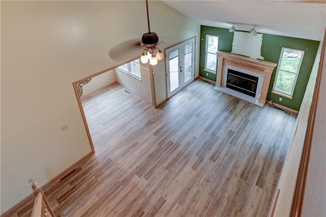 1421 Birdseye Court, Blue Springs, MO 64015