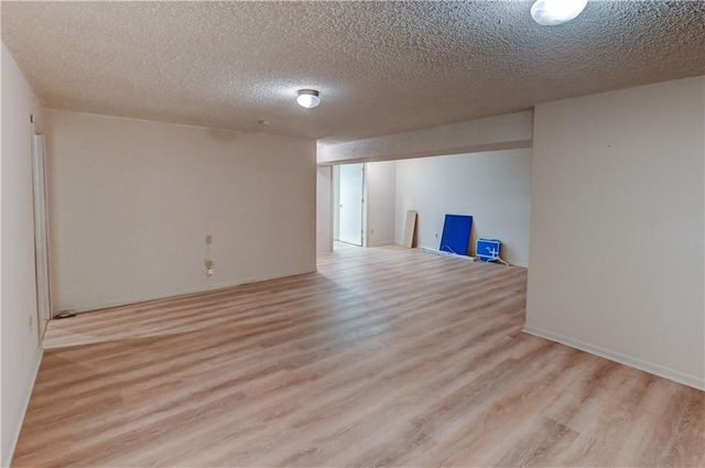1421 Birdseye Court, Blue Springs, MO 64015