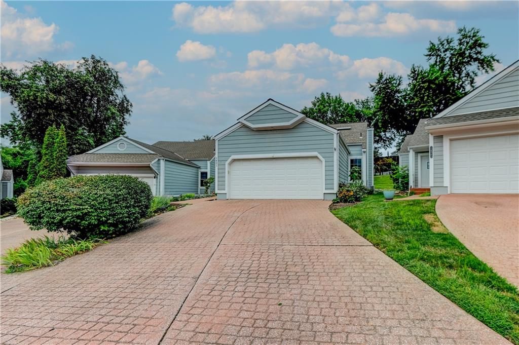 1421 Birdseye Court, Blue Springs, MO 64015