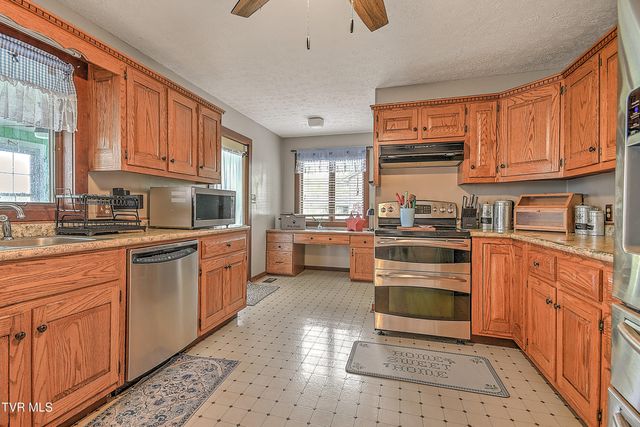 1151 Panorama Drive, Abingdon, VA 24210