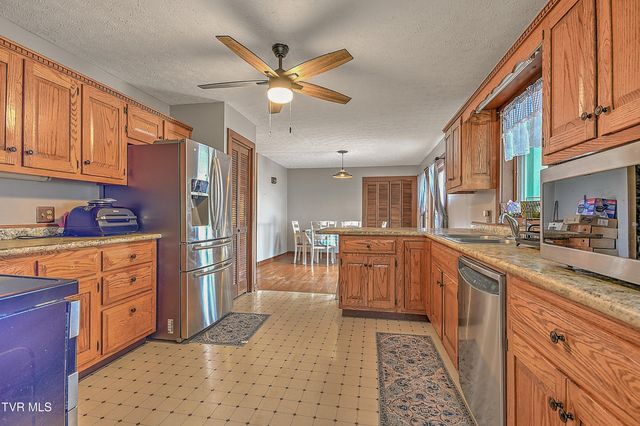 1151 Panorama Drive, Abingdon, VA 24210