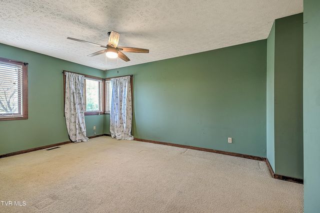 1151 Panorama Drive, Abingdon, VA 24210