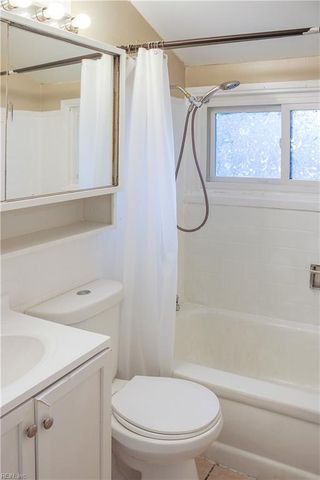 1817 Hartford DR, Norfolk, VA 23518