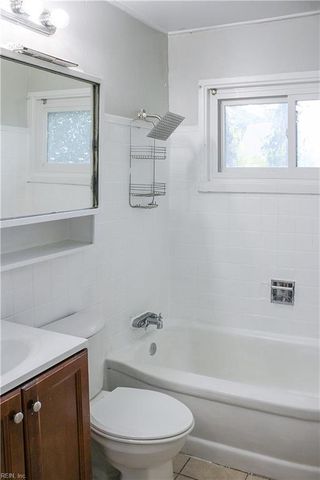 1817 Hartford DR, Norfolk, VA 23518