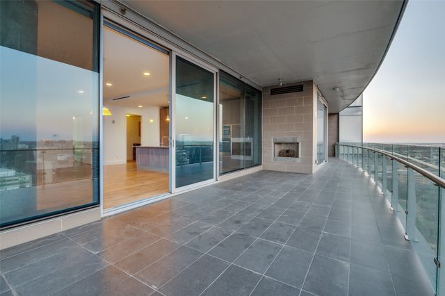 3130 N Harwood Street 2606, Dallas, TX 75201