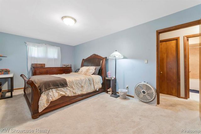 25665 Forestview Drive, Southfield, MI 48033