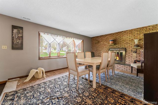 25665 Forestview Drive, Southfield, MI 48033