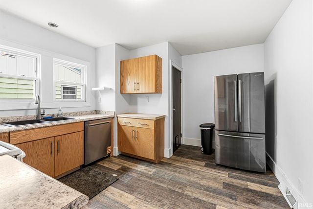 1818 E Ewing Avenue, South Bend, IN 46613