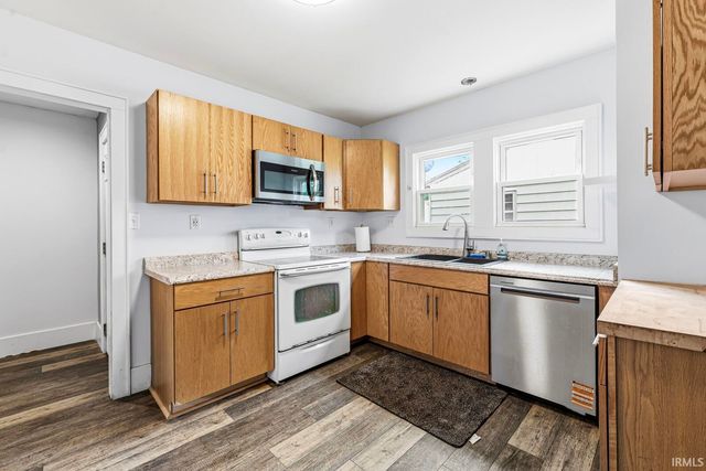 1818 E Ewing Avenue, South Bend, IN 46613