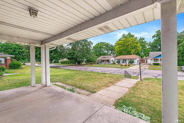 1818 E Ewing Avenue, South Bend, IN 46613