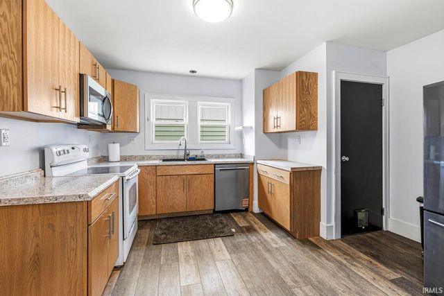 1818 E Ewing Avenue, South Bend, IN 46613