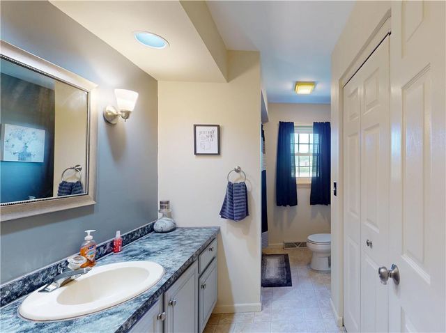 1670 Lamplighter Drive, Macungie Boro, PA 18062