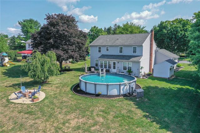 1670 Lamplighter Drive, Macungie Boro, PA 18062