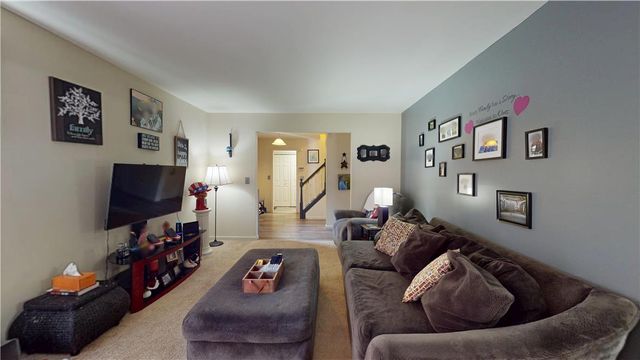 1670 Lamplighter Drive, Macungie Boro, PA 18062