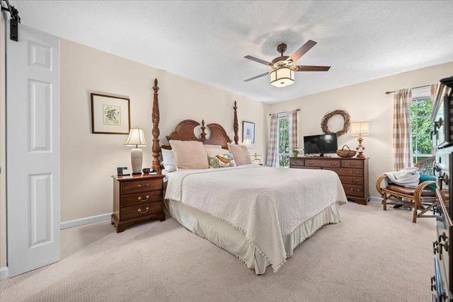 6946 Amberly Rd, Memphis, TN 38119