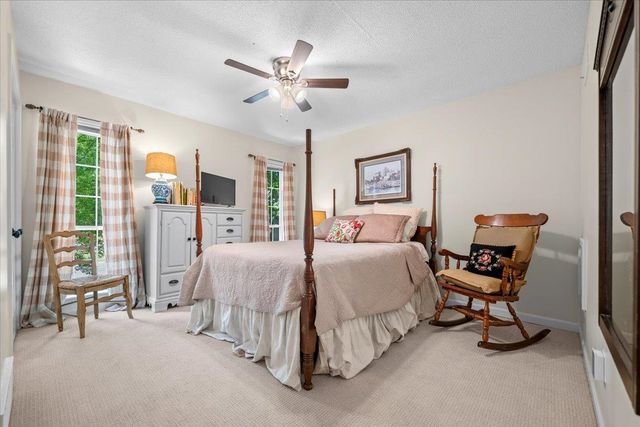6946 Amberly Rd, Memphis, TN 38119