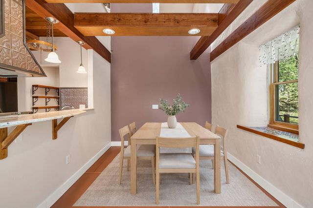 827 Tyler Creek Road, Ashland, OR 97520