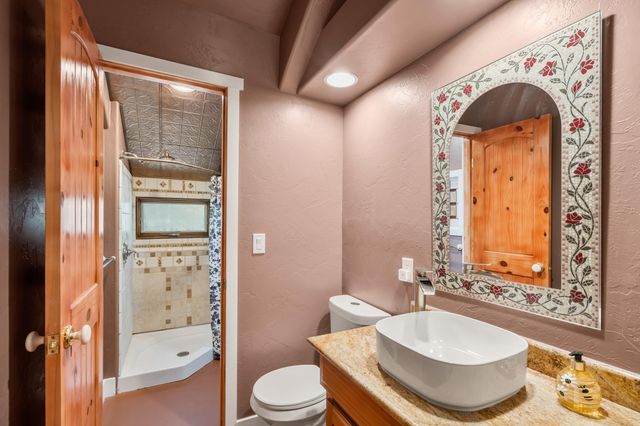 827 Tyler Creek Road, Ashland, OR 97520