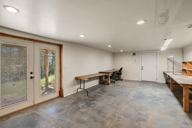 827 Tyler Creek Road, Ashland, OR 97520