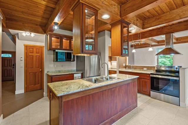 827 Tyler Creek Road, Ashland, OR 97520