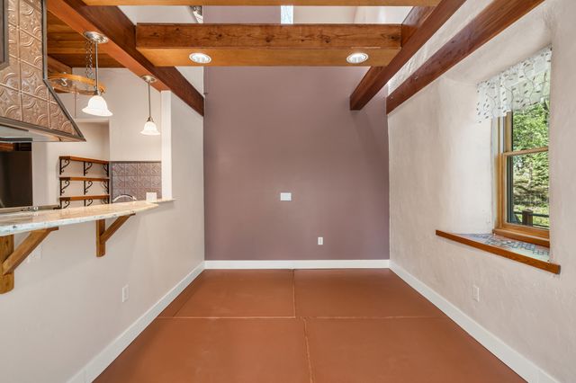 827 Tyler Creek Road, Ashland, OR 97520