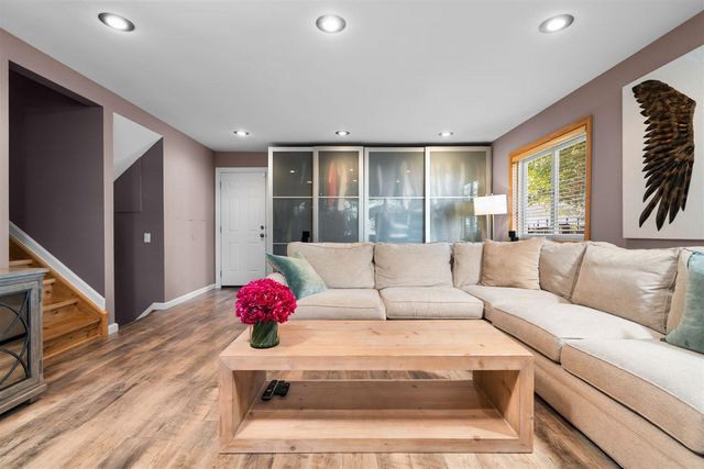 30779 Middlebury Street, Westland, MI 48186