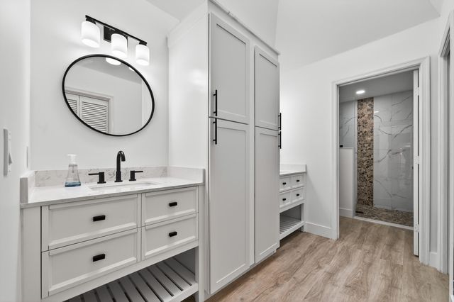 6893 SE Bunker Hill Drive, Hobe Sound, FL 33455