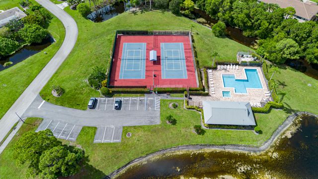 6893 SE Bunker Hill Drive, Hobe Sound, FL 33455