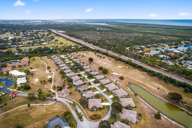 6893 SE Bunker Hill Drive, Hobe Sound, FL 33455