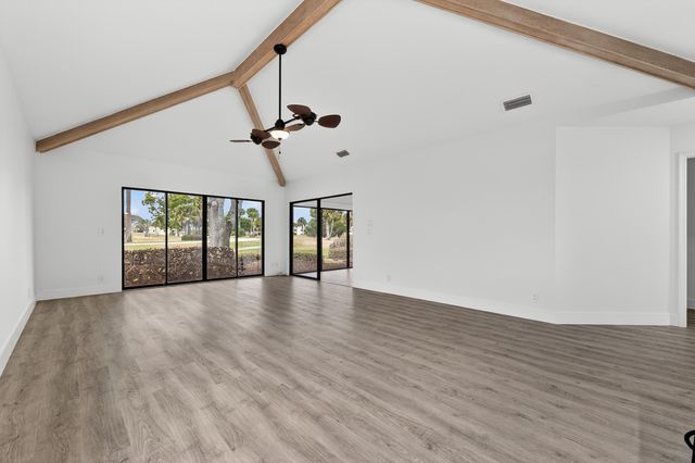 6893 SE Bunker Hill Drive, Hobe Sound, FL 33455