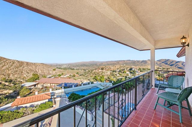 53806 Ridge Road, Yucca Valley, CA 92284