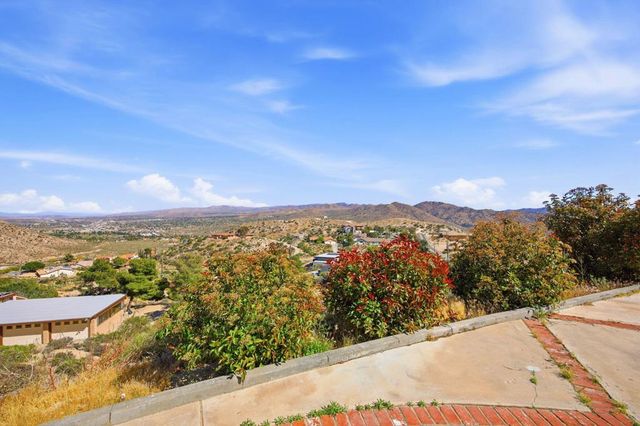 53806 Ridge Road, Yucca Valley, CA 92284