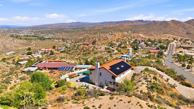 53806 Ridge Road, Yucca Valley, CA 92284