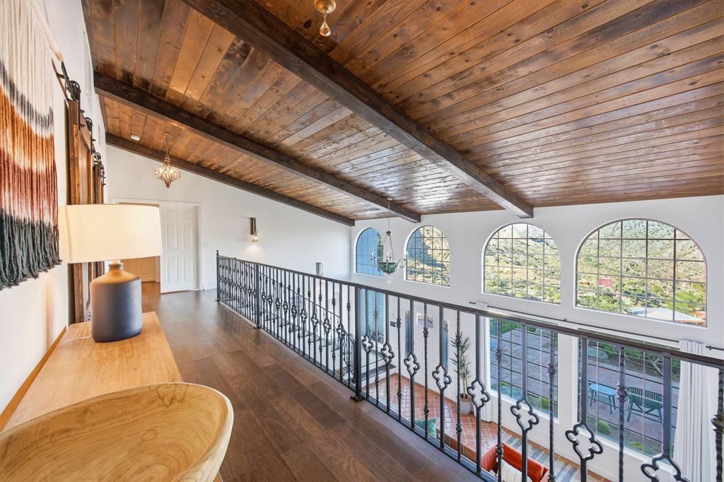 Image 22 of property listing at 53806 Ridge Road, Yucca Valley, CA 92284