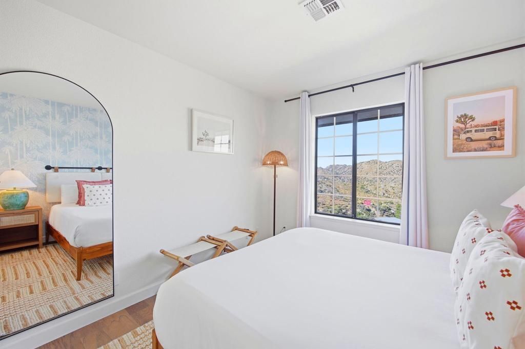 Image 24 of property listing at 53806 Ridge Road, Yucca Valley, CA 92284