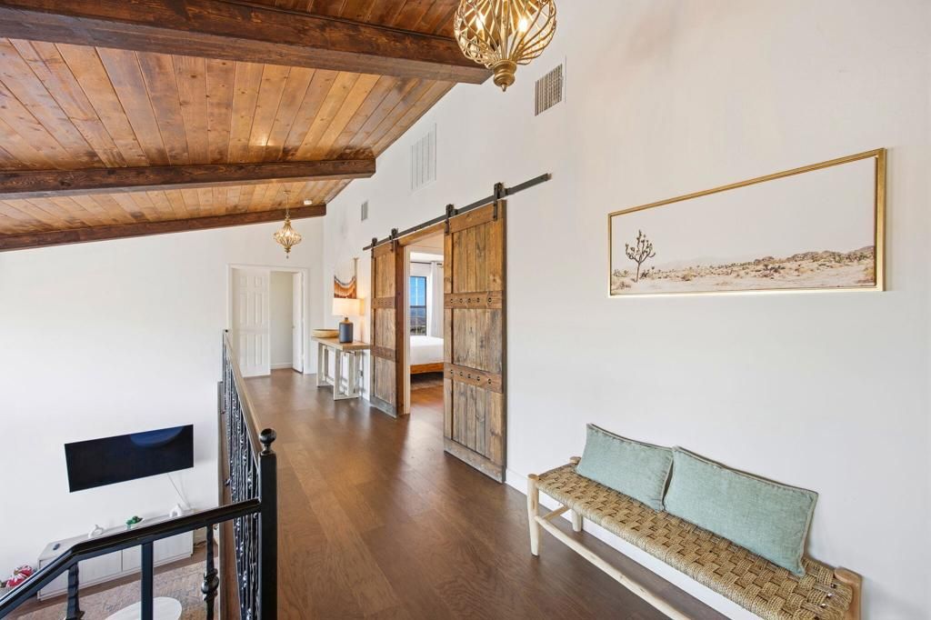 Image 30 of property listing at 53806 Ridge Road, Yucca Valley, CA 92284