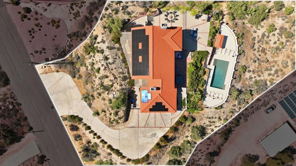 Image 43 of property listing at 53806 Ridge Road, Yucca Valley, CA 92284