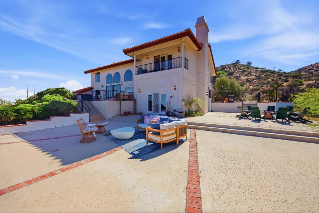 Image 64 of property listing at 53806 Ridge Road, Yucca Valley, CA 92284