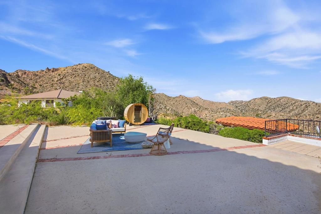 Image 67 of property listing at 53806 Ridge Road, Yucca Valley, CA 92284