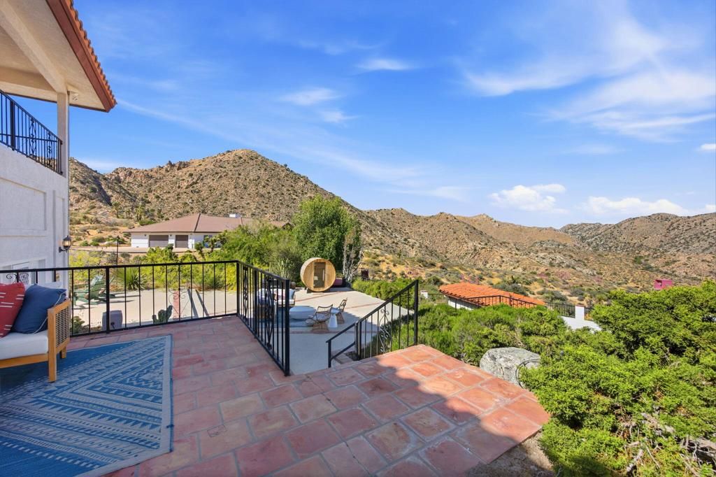 Image 72 of property listing at 53806 Ridge Road, Yucca Valley, CA 92284