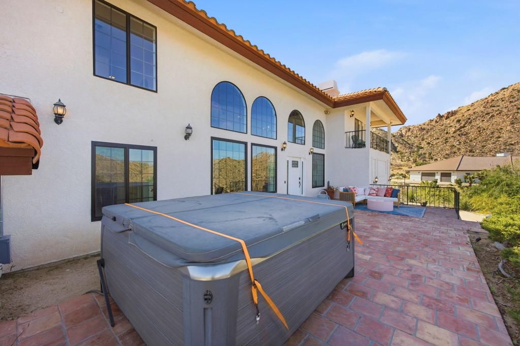 Image 73 of property listing at 53806 Ridge Road, Yucca Valley, CA 92284