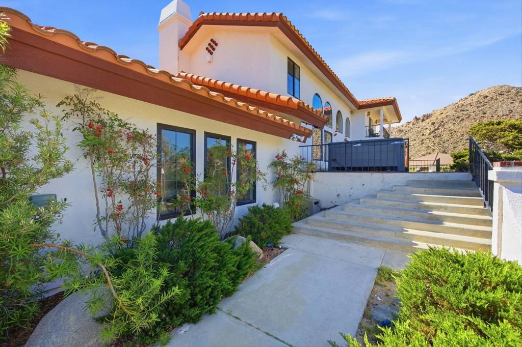 Image 75 of property listing at 53806 Ridge Road, Yucca Valley, CA 92284