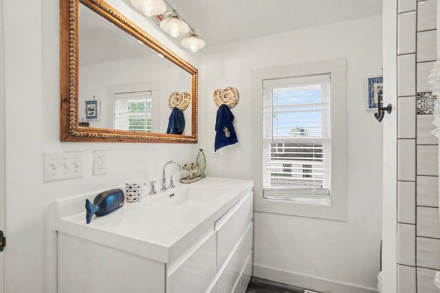 310 Huron Street, South Haven City, MI 49090