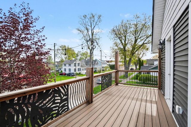 310 Huron Street, South Haven City, MI 49090